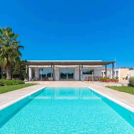 Villa I Chiani 8, Emma Gagliano del Capo